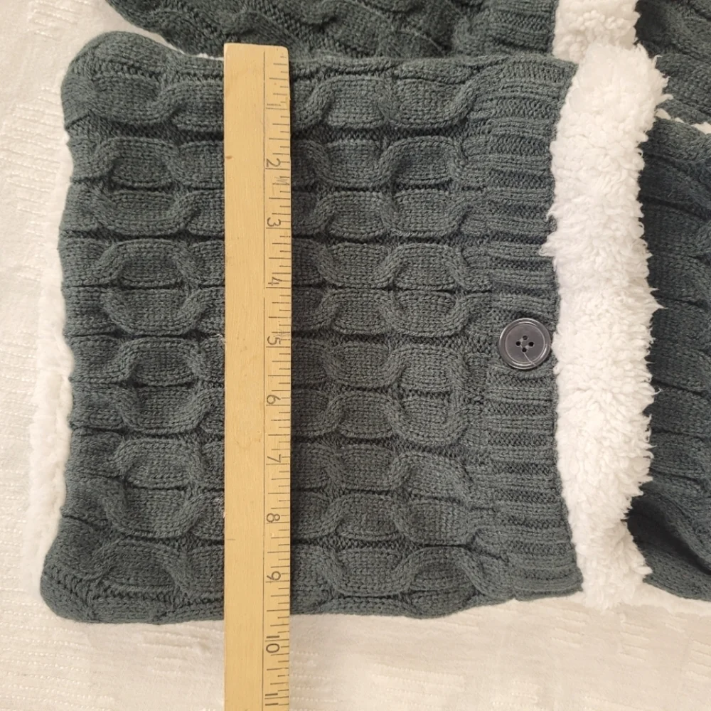 Gray Cable Knit Scarf Pocket Combo Lined Sherpa Style Faux Fur Cozy Fisherman